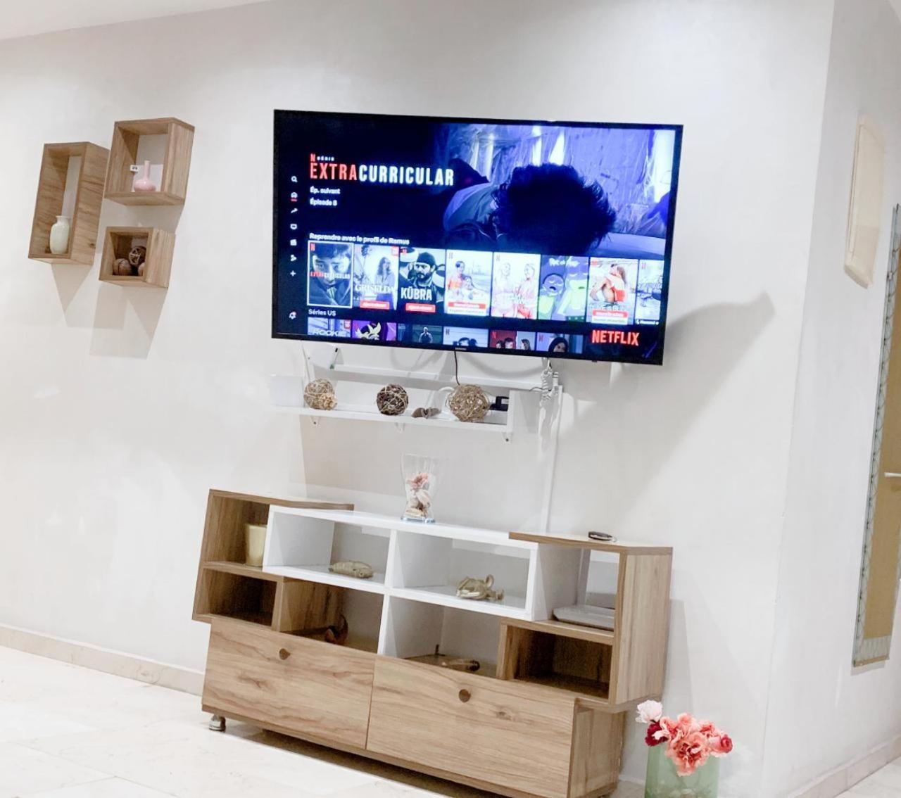 Appartamento Cosy 80 M2 With 2 Balcony 5min Hassan 2 Casablanca
